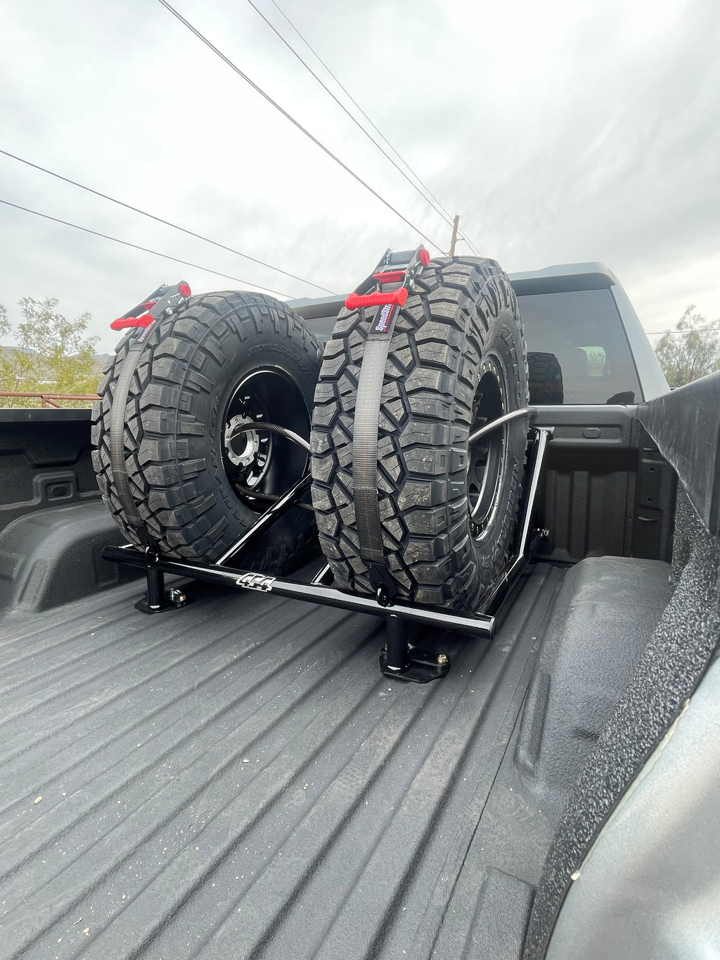 Bravo: Universal Quick Release Tire Cage