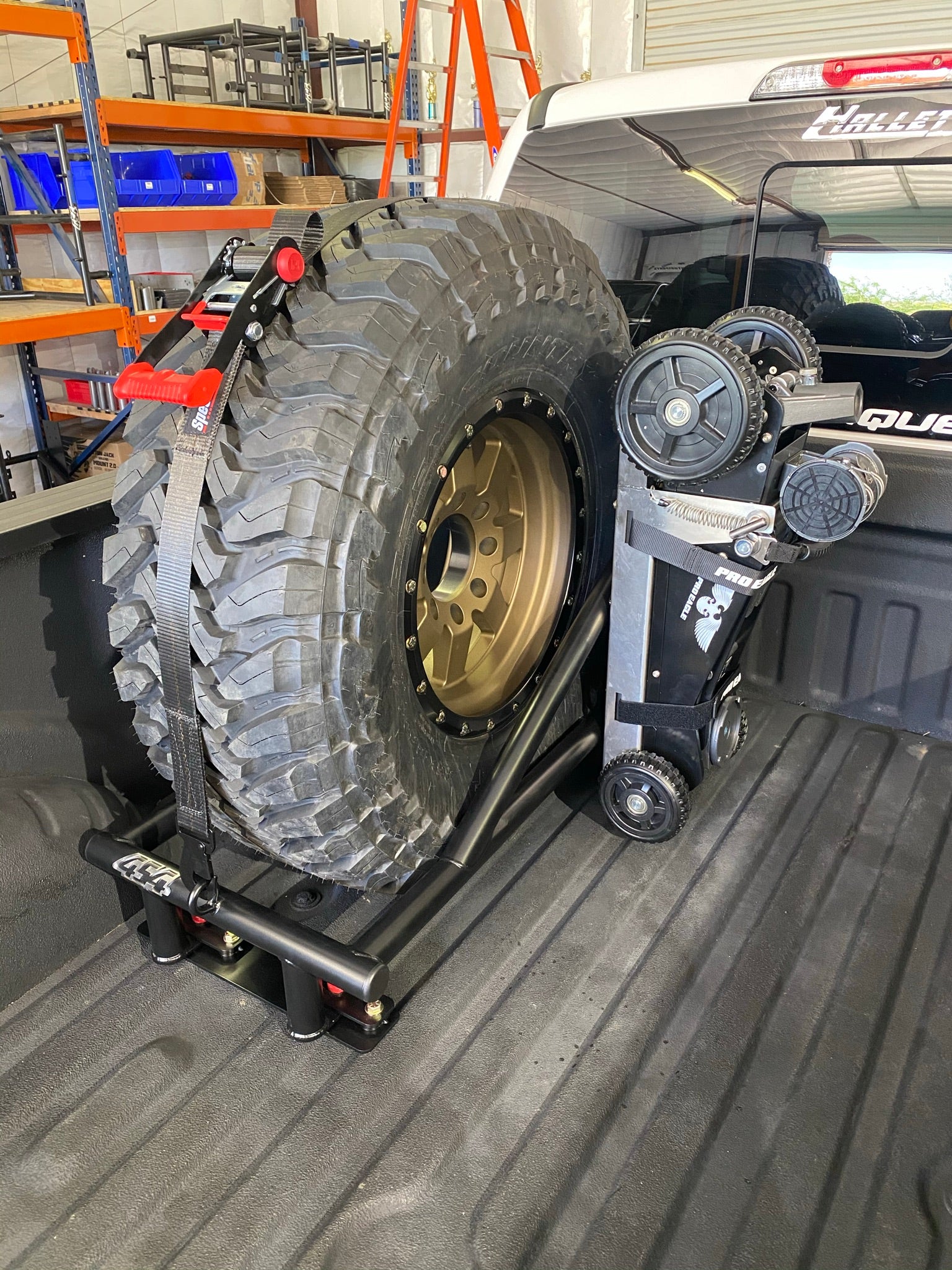 Delta XL: Universal Quick Release Tire Cage